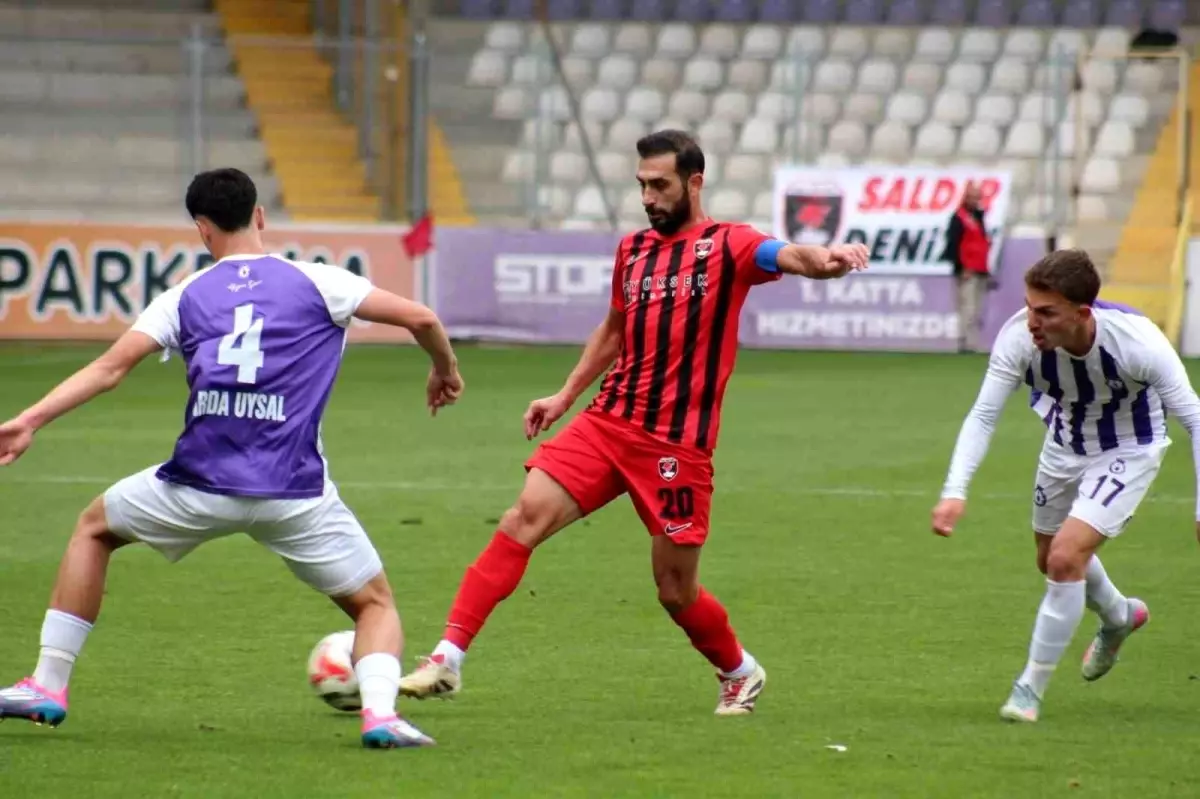 Denizlispor, Afyonspor'u 2-1 Mağlup Edip Deplasmandaki İlk Galibiyetini Aldı