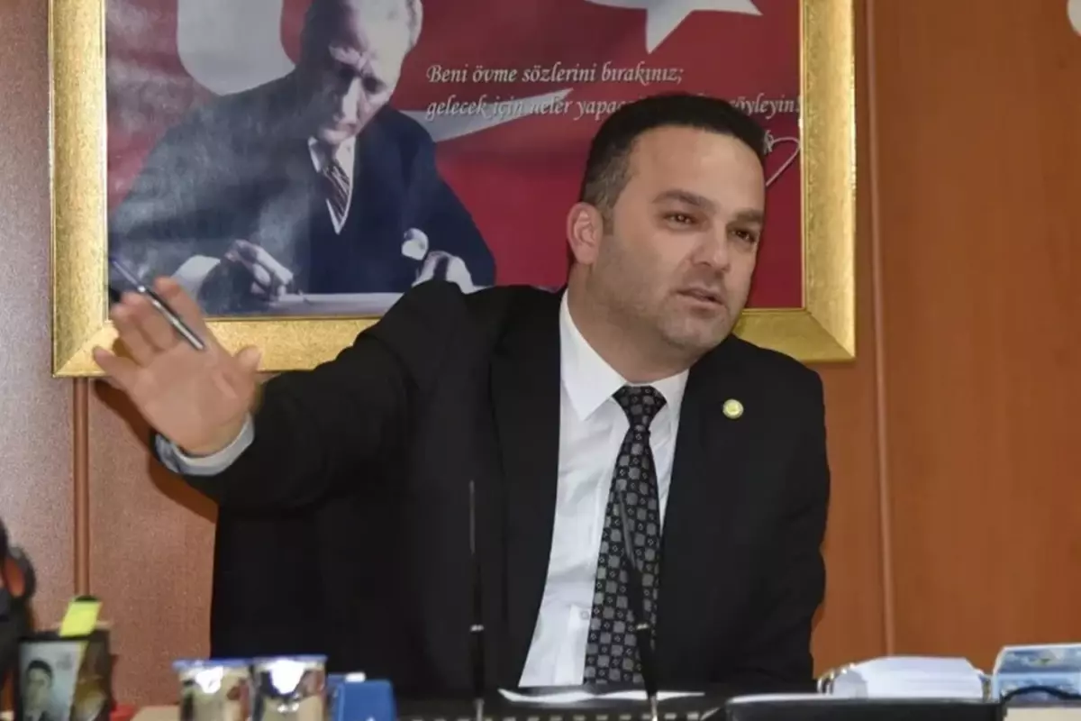 16 yaşındaki kıza tacizle suçlanıyordu! Hasbi Dede'ye ihraç istemi