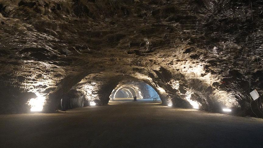 Yerin tam 150 metre altında! Türkiye’nin dört bir yanından bu mağaraya akın ediyorlar