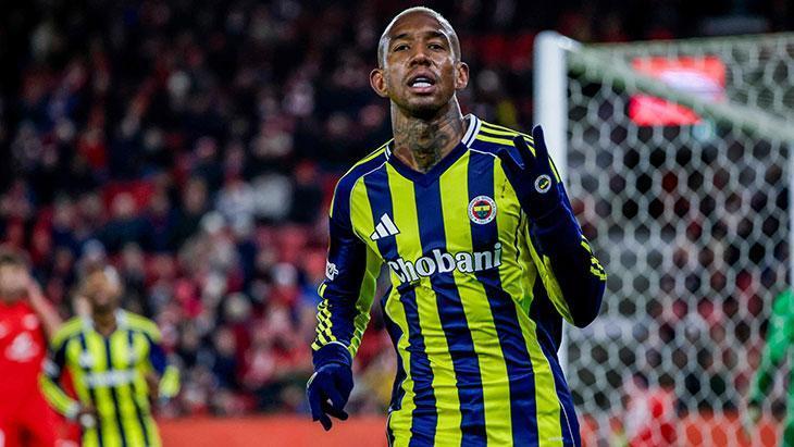 Fenerbahçe'nin gol makinesi Talisca! Hem sahada hem sahnede