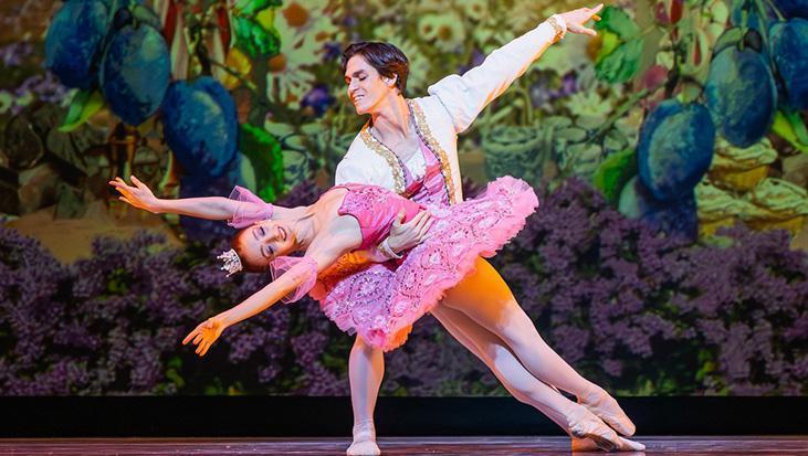 Baş balerin Buse Babadağ, Fındıkkıran'a Amerika rüzgarını getiriyor