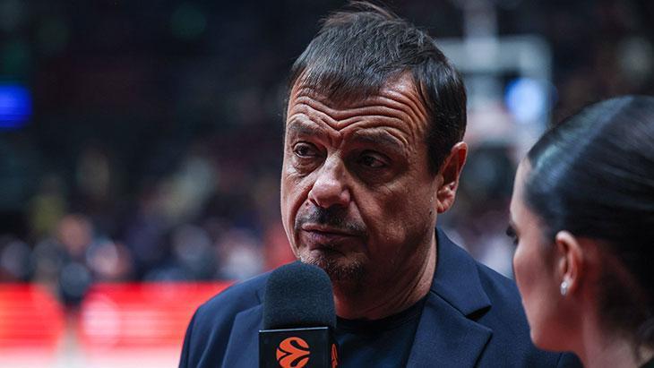 Panathinaikos'ta Ergin Ataman'dan ırkçı sözlere tepki: Türk olmaktan gurur duyuyorum