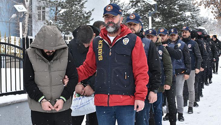 Erzurum merkezli 29 ilde dolandırıcılık operasyonu: 56 zanlı tutuklandı