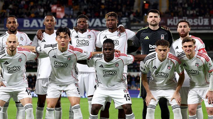 Beşiktaş'ta yıldız isim gollerine devam etti! 21 yıl sonra ilk kez