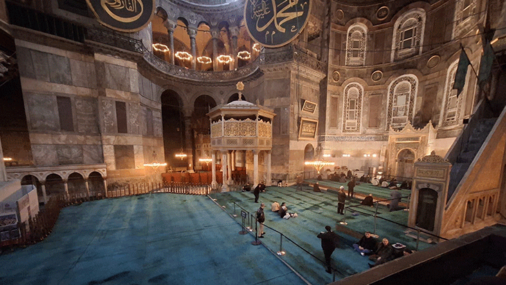 Ayasofya-i Kebir Camii ibadete hazır