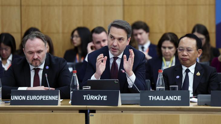 Bakan Bayraktar: Türkiye yenilenebilir enerji ve doğal gaz yatırımlarına odaklandı