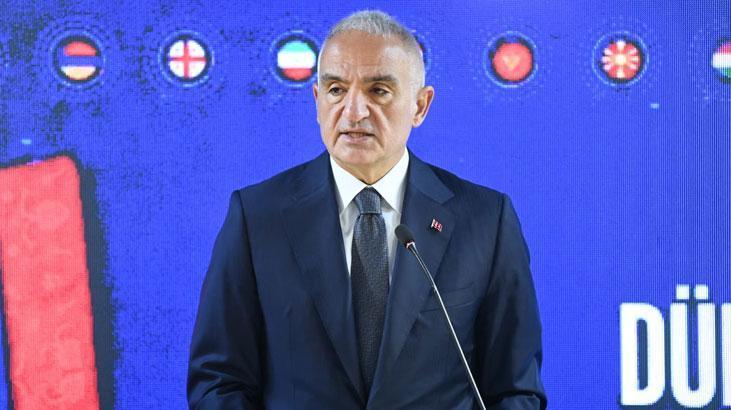 Bakan Ersoy, 'Dünya Dillerinde Türkçe' projesini anlattı