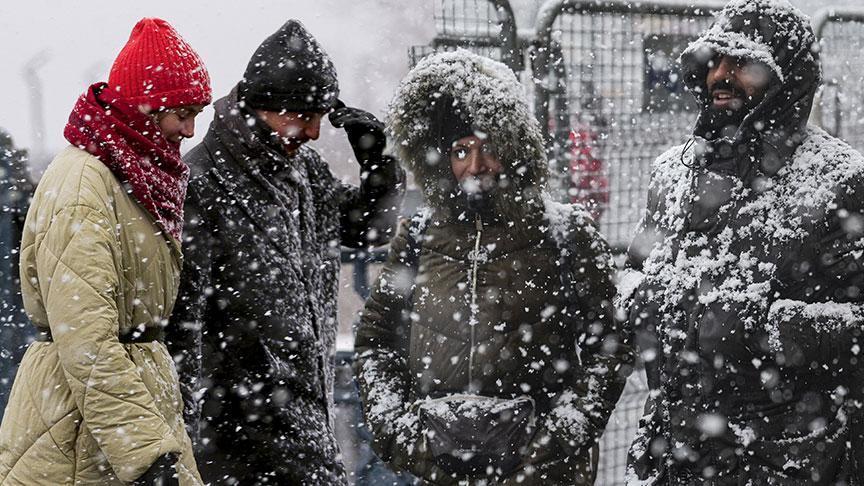 Son dakika... Meteoroloji saat verip uyardı! İstanbul dahil: Bugün 15 ilçede kar alarmı