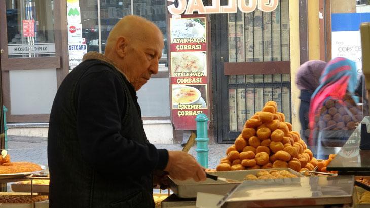 Dedesi üretti, tarifini sır gibi saklıyorlar! 'Günlük 300 kiloya kadar satışımız oluyor'