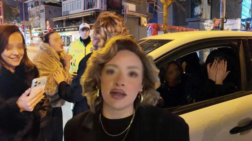 Yer: Kadıköy! Polisler şaştı kaldı: Alkollü kadın çakar iddiasıyla aracın önüne atladı