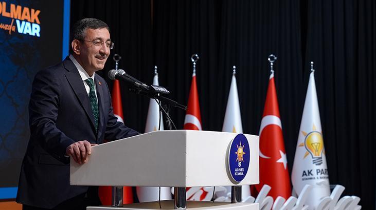 Cumhurbaşkanı Yardımcısı Cevdet Yılmaz: Bölgemizdeki yangının sönmesi için çaba sarf ediyoruz