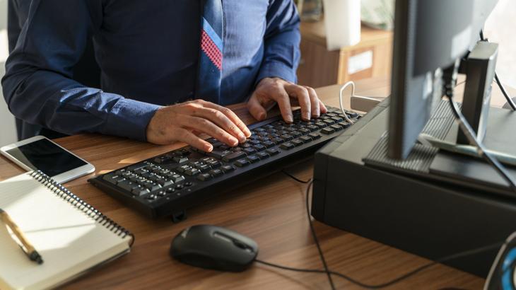 Resmi Gazete'de yayımlandı! 40 meslek için 'belge' şartı