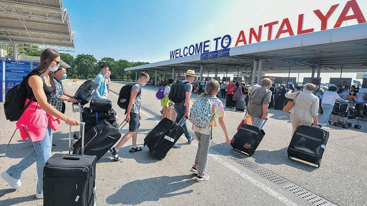 Turizmci morali yüksek tutuyor