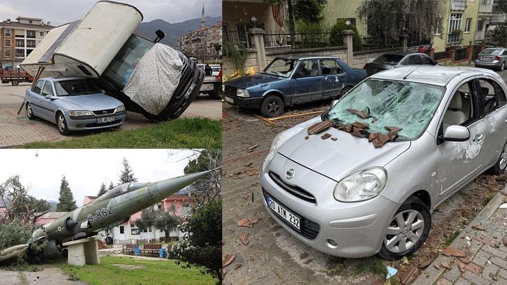 Kuvvetli rüzgar kenti savaş alanına çevirdi! Çatılar uçtu, ağaçlar devrildi
