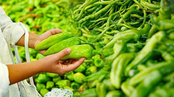 Tadına bakmaya bile gerek yok! Şeflerin biber sırrı: Acı mı tatlı mı anlaşılıyor