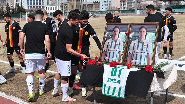 Öldürülen futbolcu Kubilay Kaan Kundakçı, Kars 36 Spor'un maçında anıldı