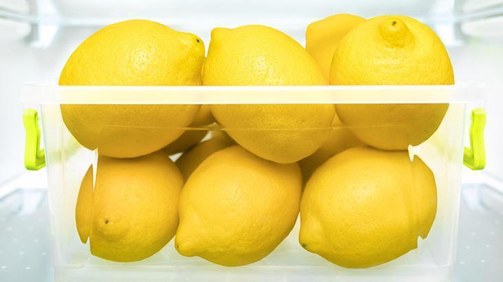 Kutuda saklayınca daha sulu oluyor! Sebzelikte 1 ay tazeliğini koruyor, meyvelerden uzak tutun