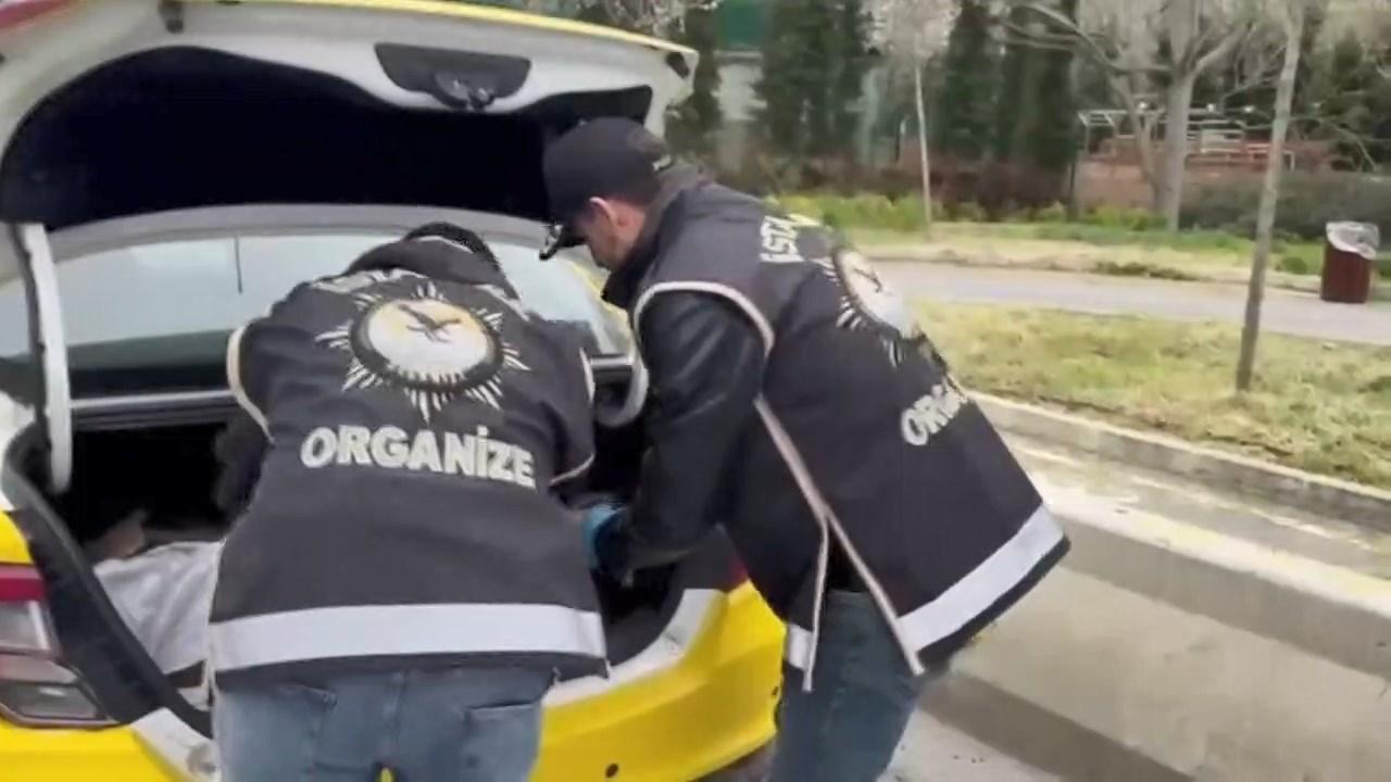 İstanbul'da kaçak silah operasyonu: 113 tabanca ele geçirildi