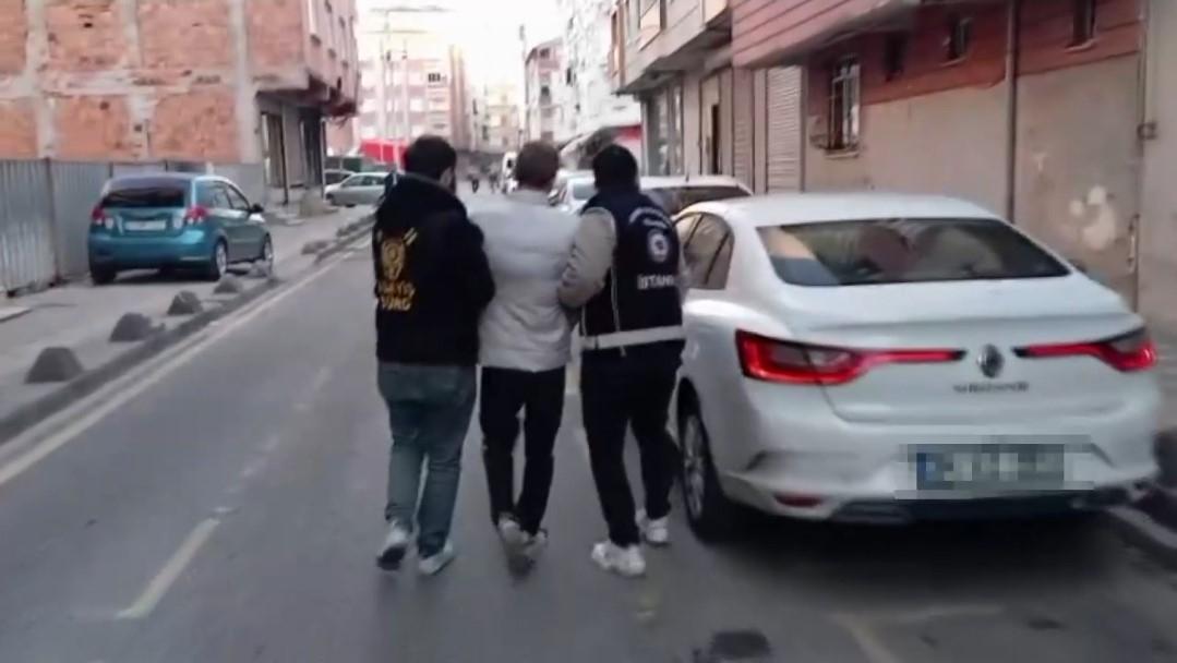 Yabancılara usulsüz ikamet izni sağlayan şebekeye operasyon: 51 şüpheli yakalandı