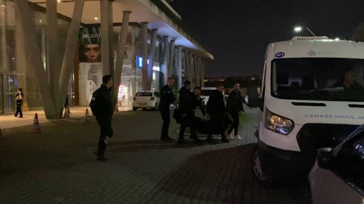 Zeytinburnu'nda aile faciası! Öz kızını öldürdü, eski eşini yaraladı