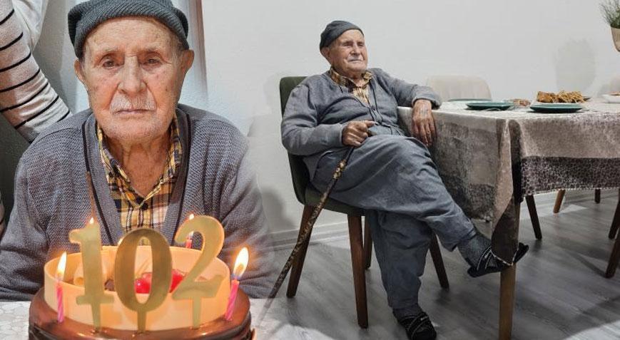 12 yıl önce eşini kaybetti, 5 kez torun torunu gördü! 102'lik Mustafa dedenin sırrı: Gelecekle ilgili konuşur