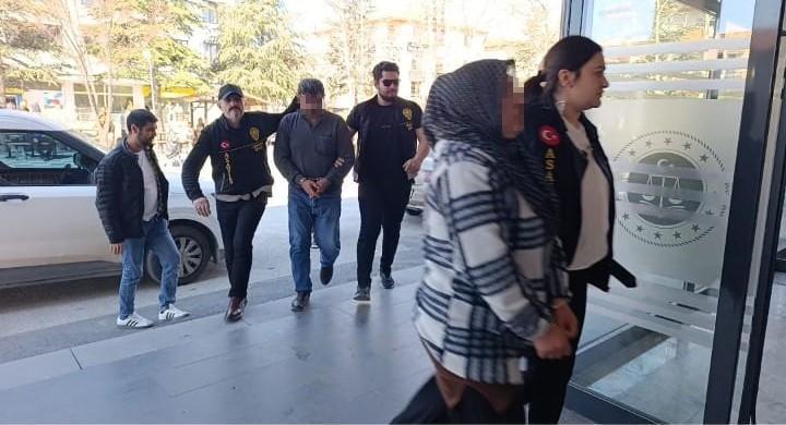 Komşulardan pompalı dehşet! Halı çırpma ve gürültü kavgası cinayetle bitti: Zanlılar adliyede