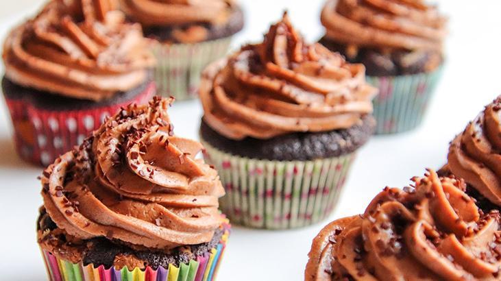 Tatlı yeme isteğini tamamen ortadan kaldırmak mümkün değilmiş! 180 kişiyi gözlemlediler, sonuç şaşırttı