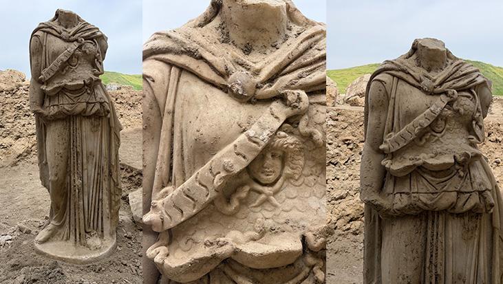 Lodıkeıa’da tarihi keşif! Molozlar arasında bulunan Athena heykeli gün ışığına kavuştu