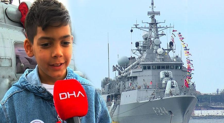 23 Nisan'da çocuklardan TCG Barbaros'a yoğun ilgi: ‘Gurur verici’