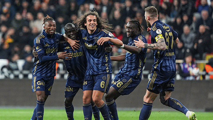 Fenerbahçe'de sakatlık şoku! Yıldız futbolcu ameliyat olabilir