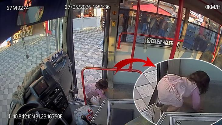 Emekleyerek otobüse bindi, kimse fark etmedi! Bebek firarda' gerçek oldu