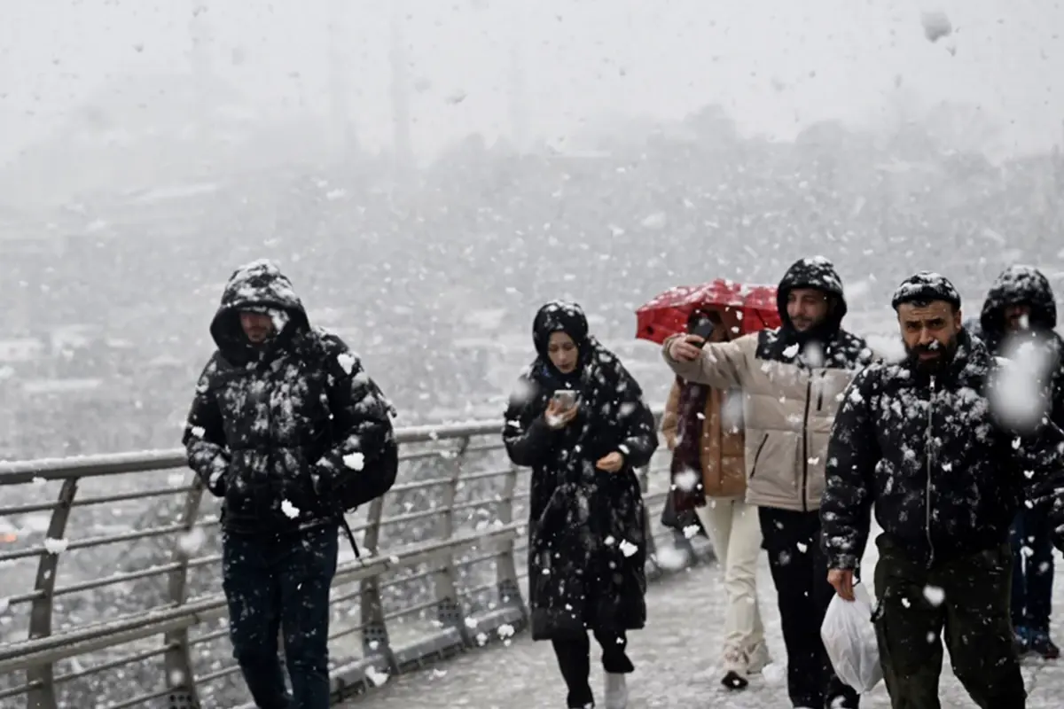 Megakente kar geri geliyor! Saatler içinde sürpriz var