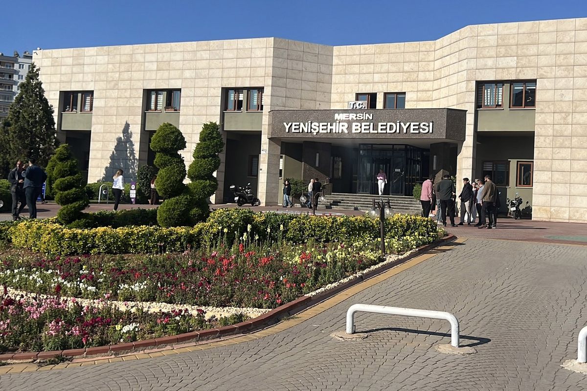 Yenişehir Belediyesi'ne düzenlenen operasyonun detayları: 76 suç içerikli görüşme dosyada