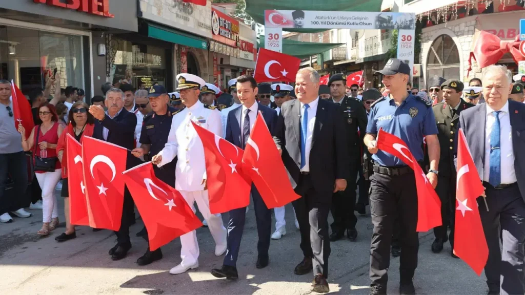 Atatürk’ün Urla’ya gelişinin 100. yılı coşkuyla kutlandı