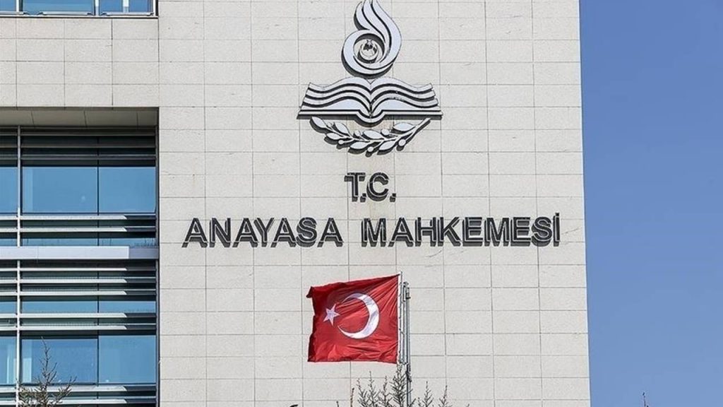 CHP, ‘Sosyal Medya Yasası’nı AYM’ye taşıdı