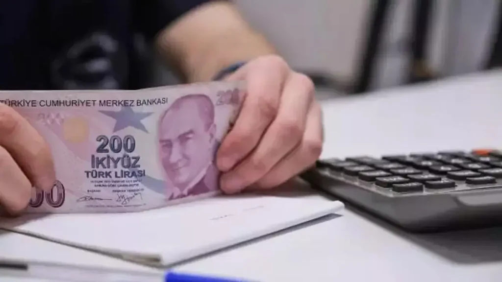 Haziranda promosyon rekabeti kızıştı: Hangi banka ne kadar veriyor? İşte en yüksek emekli promosyonu sunan bankaların güncel listesi