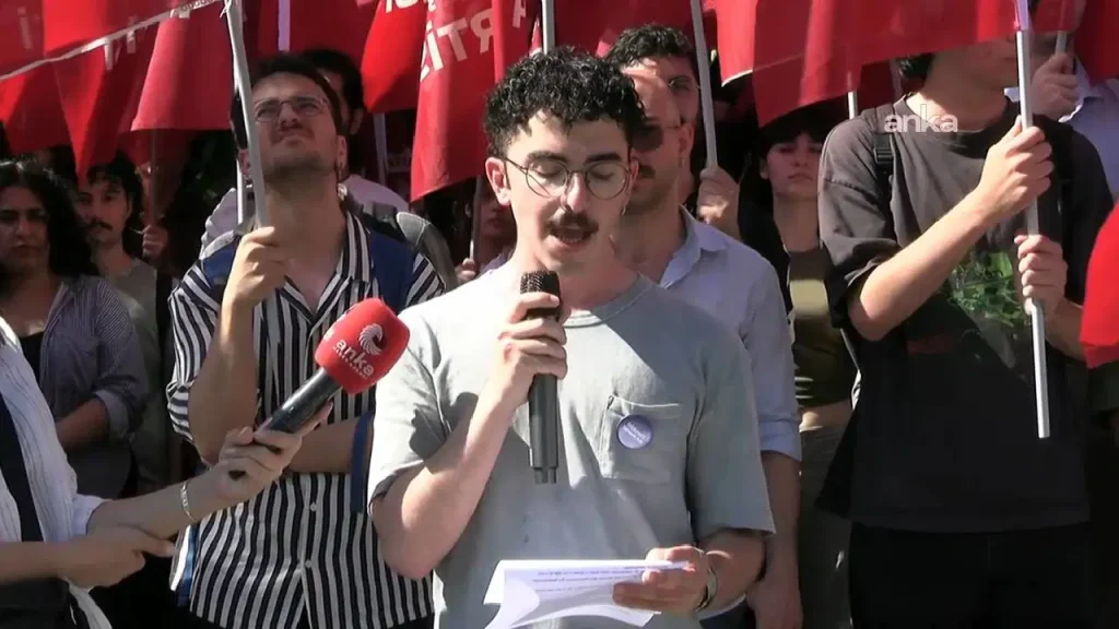 ‘MESEM’ protestosu davası… TİP’li gençler hakim karşısında