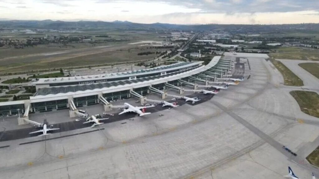 Ankara Esenboğa Havalimanı’nda bazı uçuşlara kısıtlama