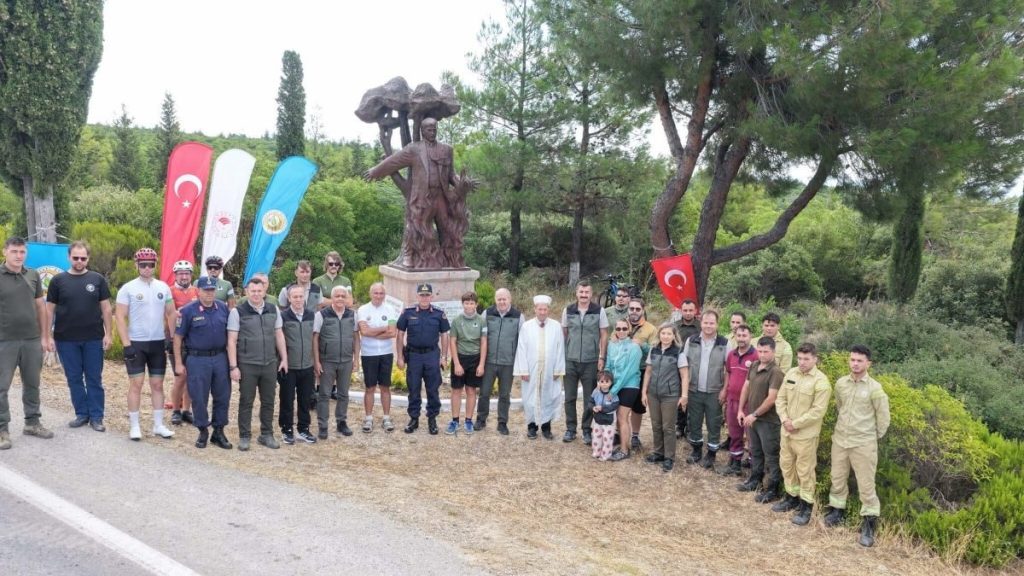 Çanakkale’de orman yangınında şehit olan bölge müdürü törenle anıldı
