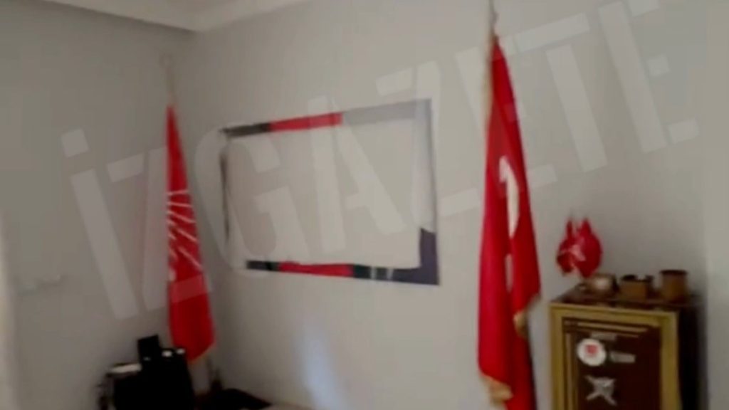 CHP Ödemiş’te devir teslim krizi: Görevden alındılar, ilçe binasını boşaltıp gittiler
