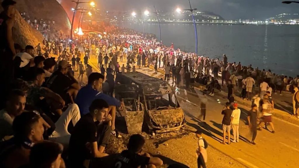 Faslıların İspanya akını: ‘Sanchez’e operasyon’ tartışması