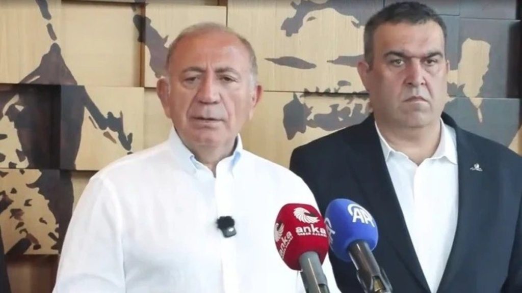 Gürsel Tekin’den ‘figüran’ iddialarına yanıt: FETÖvari tezgahın sorumluları bulunacak