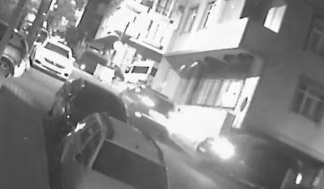 İstanbul’da korku dolu anlar! Araçtan rastgele ateş açtılar