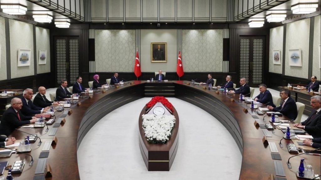 Kabine bugün toplanıyor