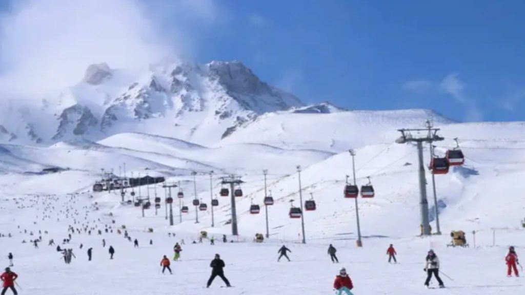 Kayseri – Erciyes Kayak Merkezi sezonu rekor kazançla bitirdi