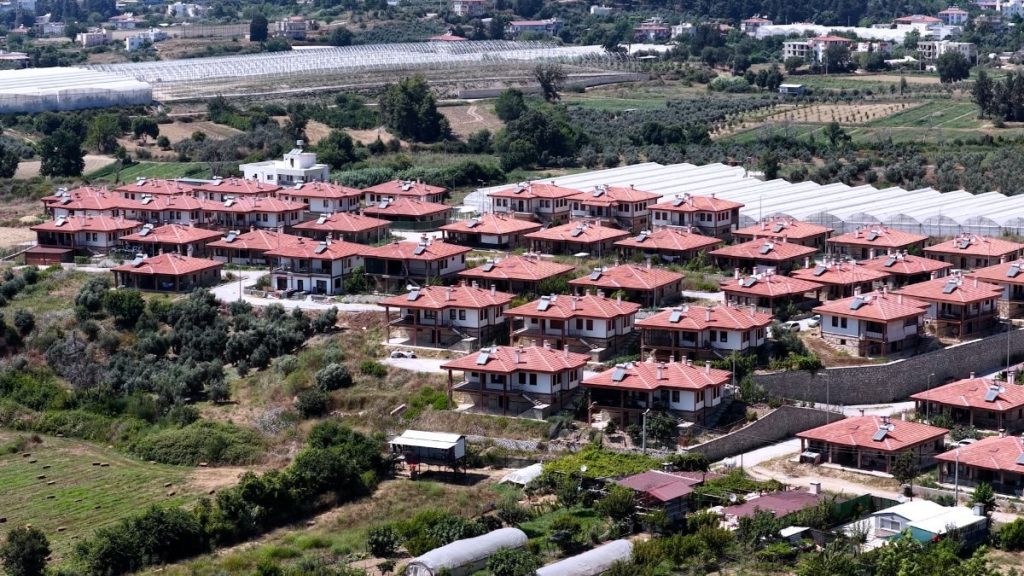 Murat Kurum paylaştı: Manavgat yangınının izlerini birlikte sildik