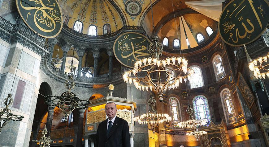 O eser gönülleri ‘mühür’ledi! Ayasofya yankısı