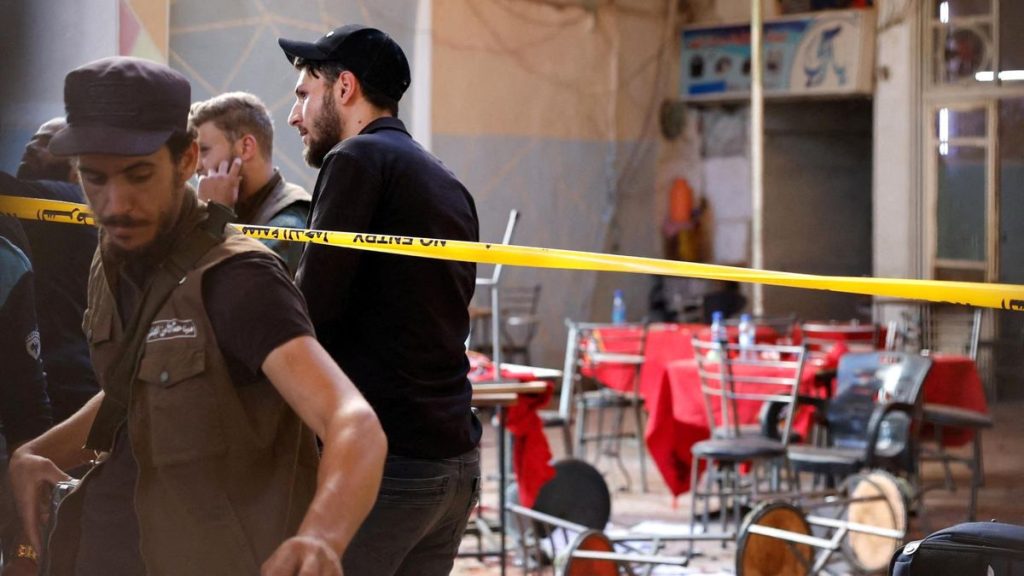 Şam’daki bir kafede meydana gelen bombalı saldırıda dokuz kişi öldü