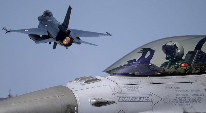 Türk F-16’ları Baltık semalarında görevde! 7/24 alarm nöbeti başladı