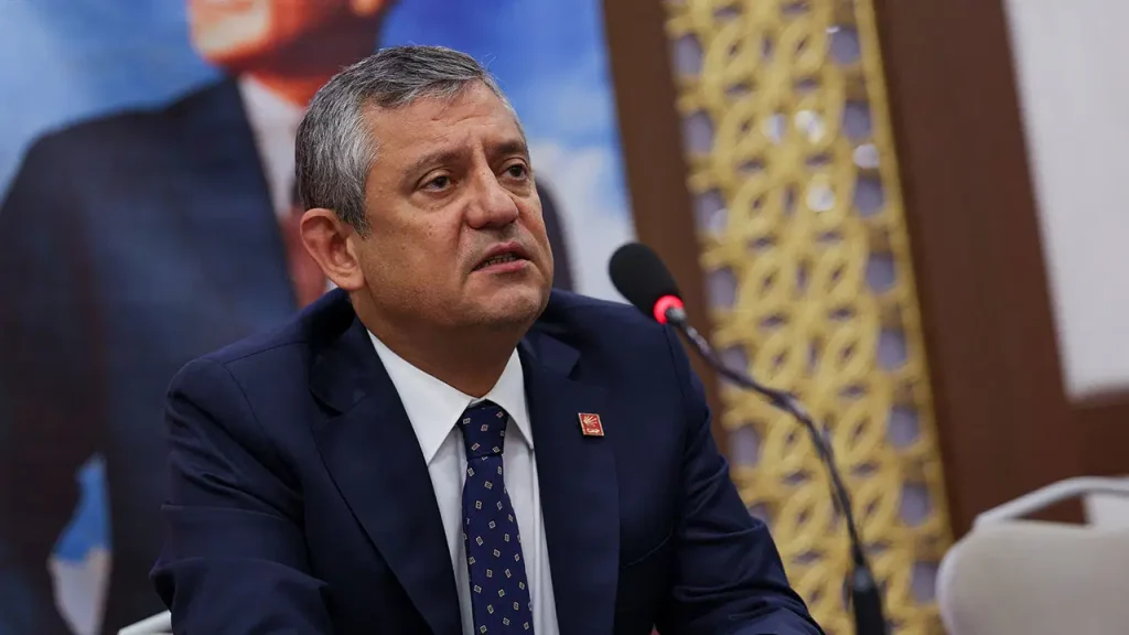 Yeni parti için kritik gün: Özgür Özel’den kapalı grup toplantısı